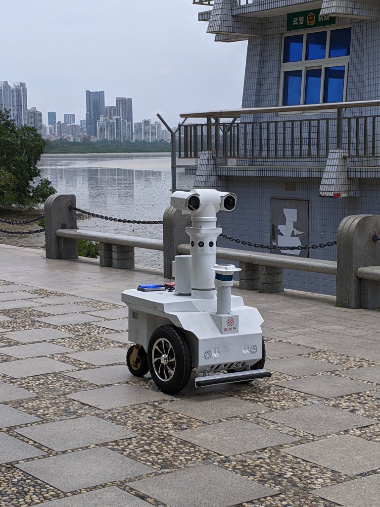 White police Wall-E